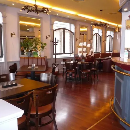 Doppelzimmer Tresen, Direkt Am Alten Strom Rostock